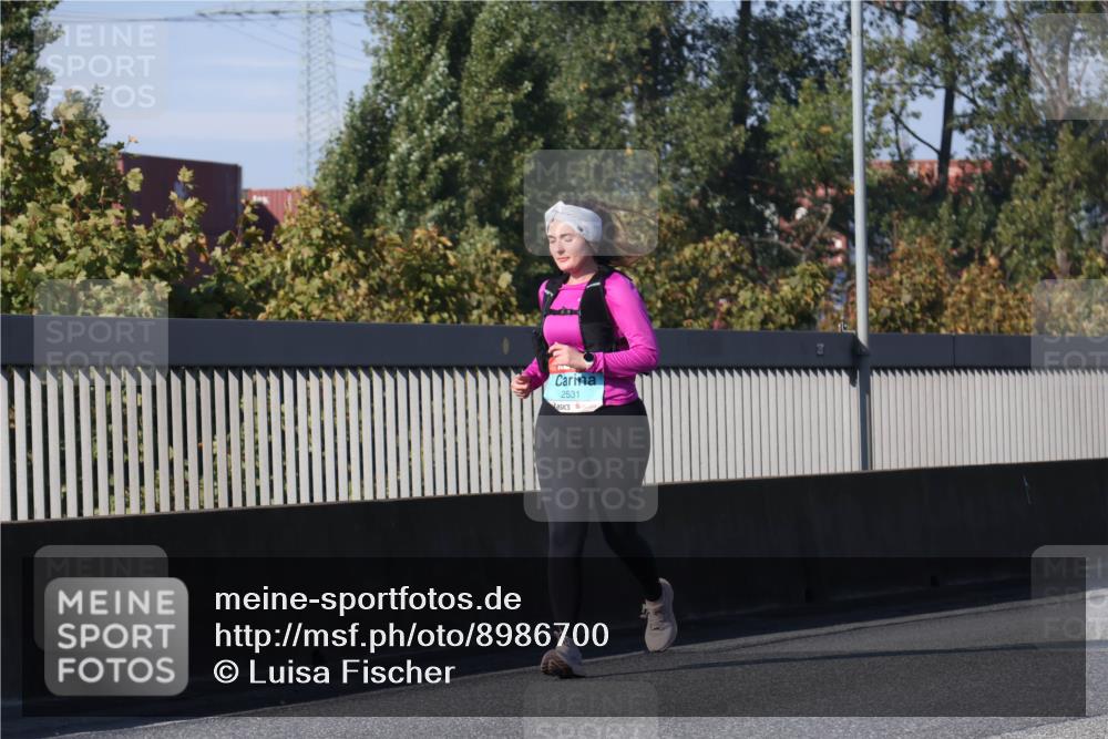 03.10.2025 - Köhlbrandbrückenlauf Luisa Fischer http://msf.ph/oto/8986700 03.10.2025 11:21:11 Position 3 2531 meine-sportfotos.de