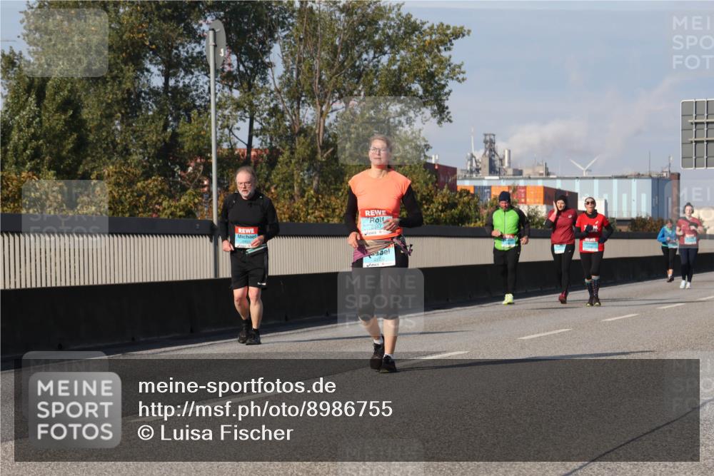 03.10.2025 - Köhlbrandbrückenlauf Luisa Fischer http://msf.ph/oto/8986755 03.10.2025 11:21:25 Position 3 2620 meine-sportfotos.de