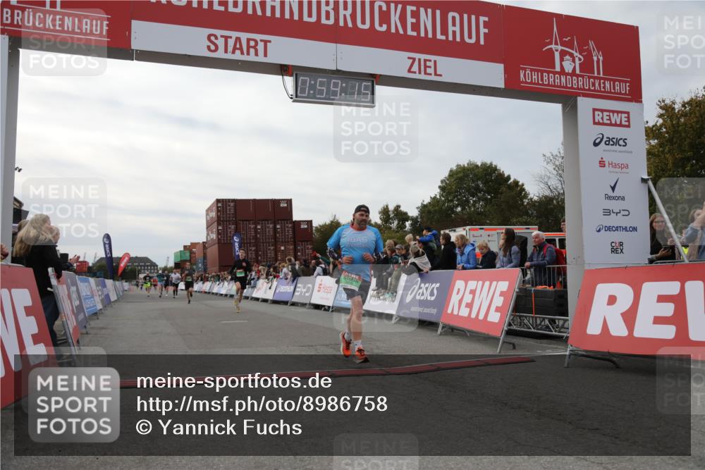 03.10.2025 - Köhlbrandbrückenlauf Yannick Fuchs http://msf.ph/oto/8986758 03.10.2025 15:59:13 Ziel 7262, 7496, 8780, 9118, 9126, 9521 meine-sportfotos.de