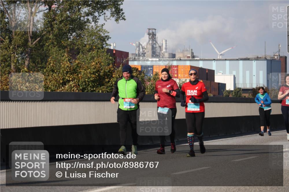 03.10.2025 - Köhlbrandbrückenlauf Luisa Fischer http://msf.ph/oto/8986767 03.10.2025 11:21:27 Position 3 2565 meine-sportfotos.de