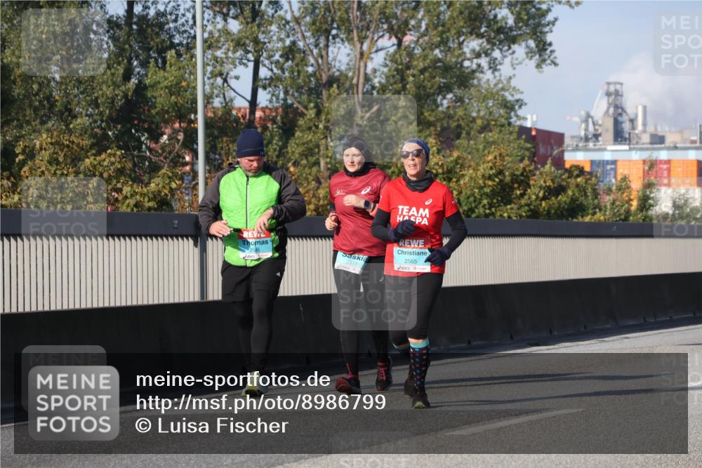 03.10.2025 - Köhlbrandbrückenlauf Luisa Fischer http://msf.ph/oto/8986799 03.10.2025 11:21:32 Position 3 2517, 2565 meine-sportfotos.de