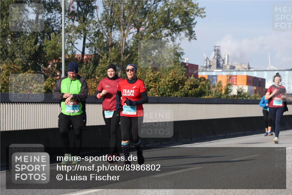 03.10.2025 - Köhlbrandbrückenlauf Luisa Fischer http://msf.ph/oto/8986802 03.10.2025 11:21:33 Position 3 2545, 2517, 2565 meine-sportfotos.de