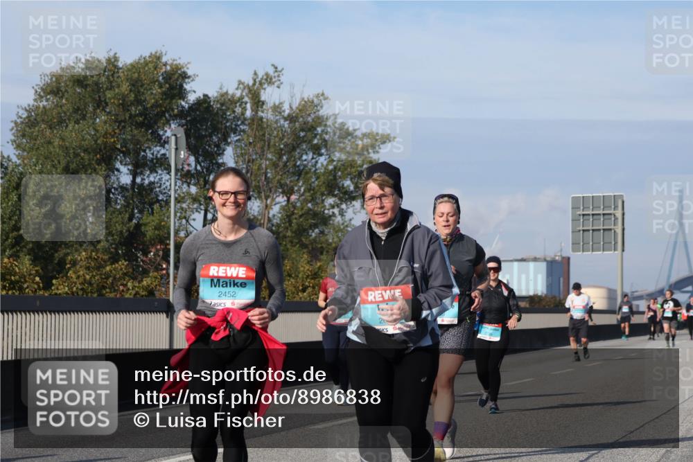 03.10.2025 - Köhlbrandbrückenlauf Luisa Fischer http://msf.ph/oto/8986838 03.10.2025 11:21:39 Position 3 2452, 20 meine-sportfotos.de