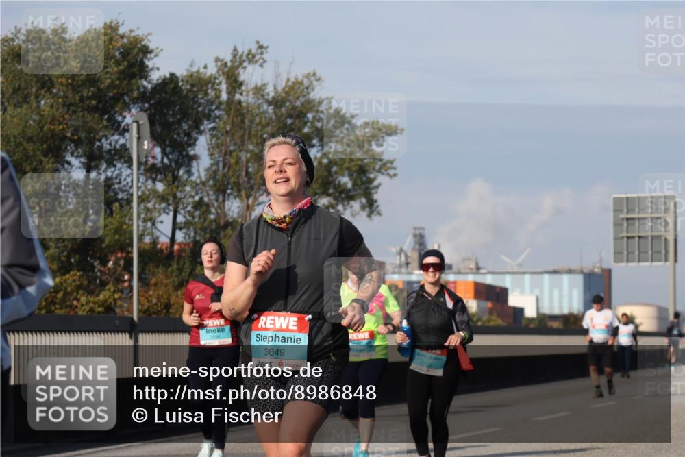 03.10.2025 - Köhlbrandbrückenlauf Luisa Fischer http://msf.ph/oto/8986848 03.10.2025 11:21:41 Position 3 3290, 3649 meine-sportfotos.de