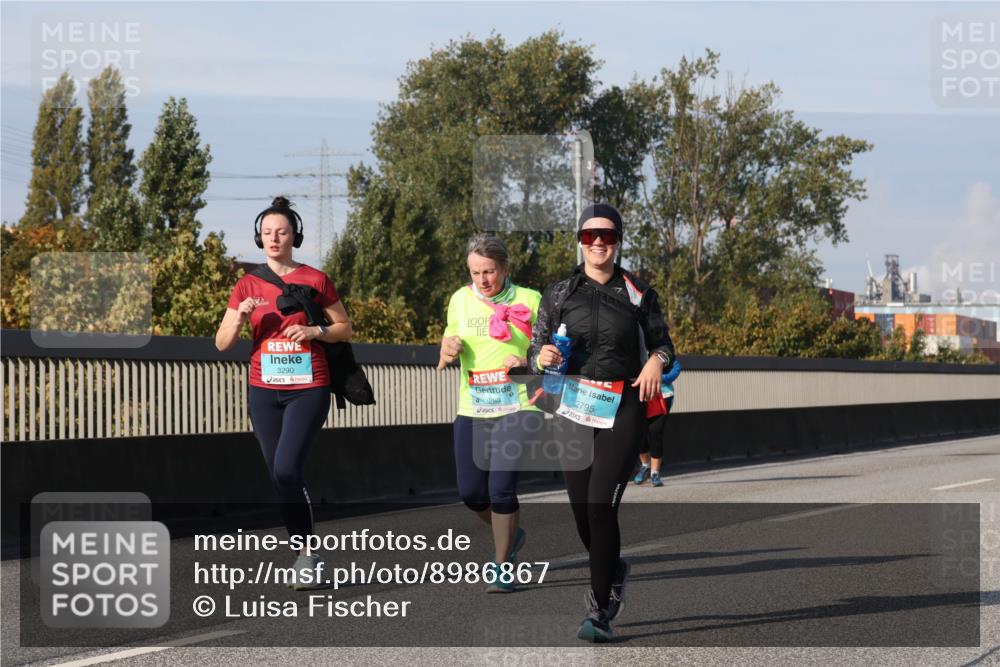 03.10.2025 - Köhlbrandbrückenlauf Luisa Fischer http://msf.ph/oto/8986867 03.10.2025 11:21:44 Position 3 3290, 3289, 2795 meine-sportfotos.de