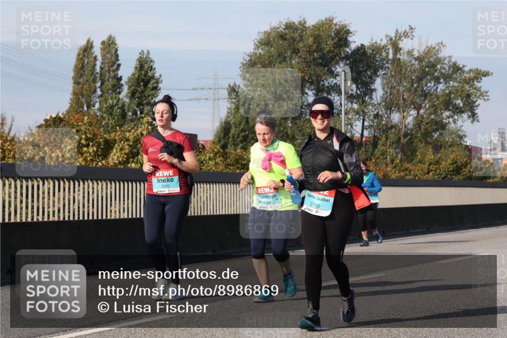03.10.2025 - Köhlbrandbrückenlauf Luisa Fischer http://msf.ph/oto/8986869 03.10.2025 11:21:44 Position 3 100, 3290, 3289, 2795 meine-sportfotos.de