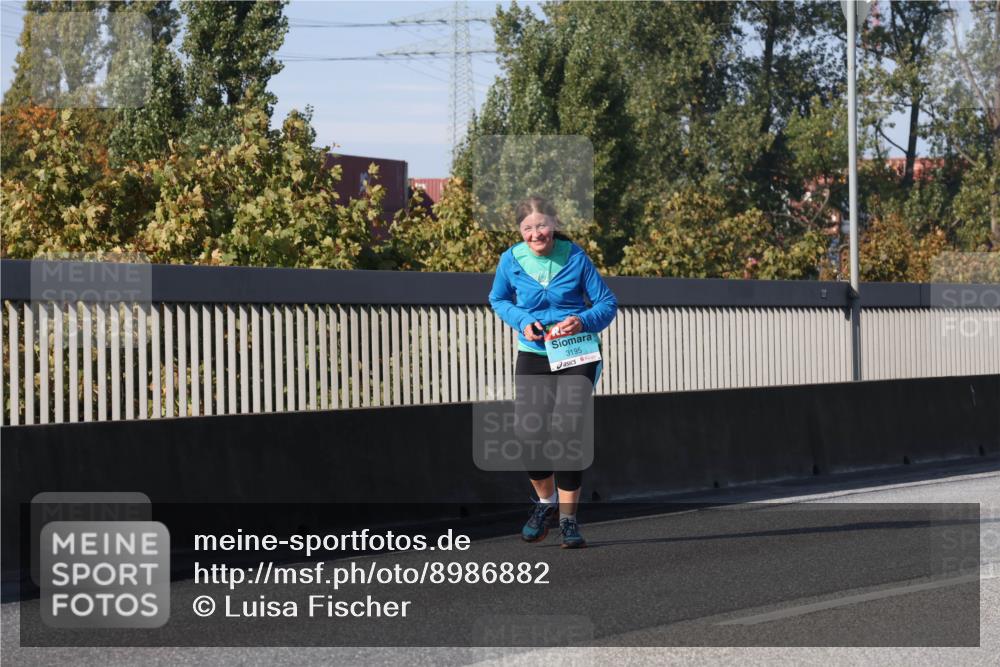 03.10.2025 - Köhlbrandbrückenlauf Luisa Fischer http://msf.ph/oto/8986882 03.10.2025 11:21:48 Position 3 3195 meine-sportfotos.de