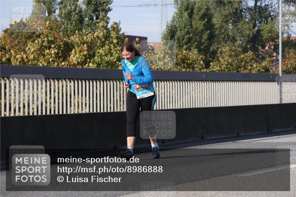 03.10.2025 - Köhlbrandbrückenlauf Luisa Fischer http://msf.ph/oto/8986888 03.10.2025 11:21:49 Position 3 3195 meine-sportfotos.de
