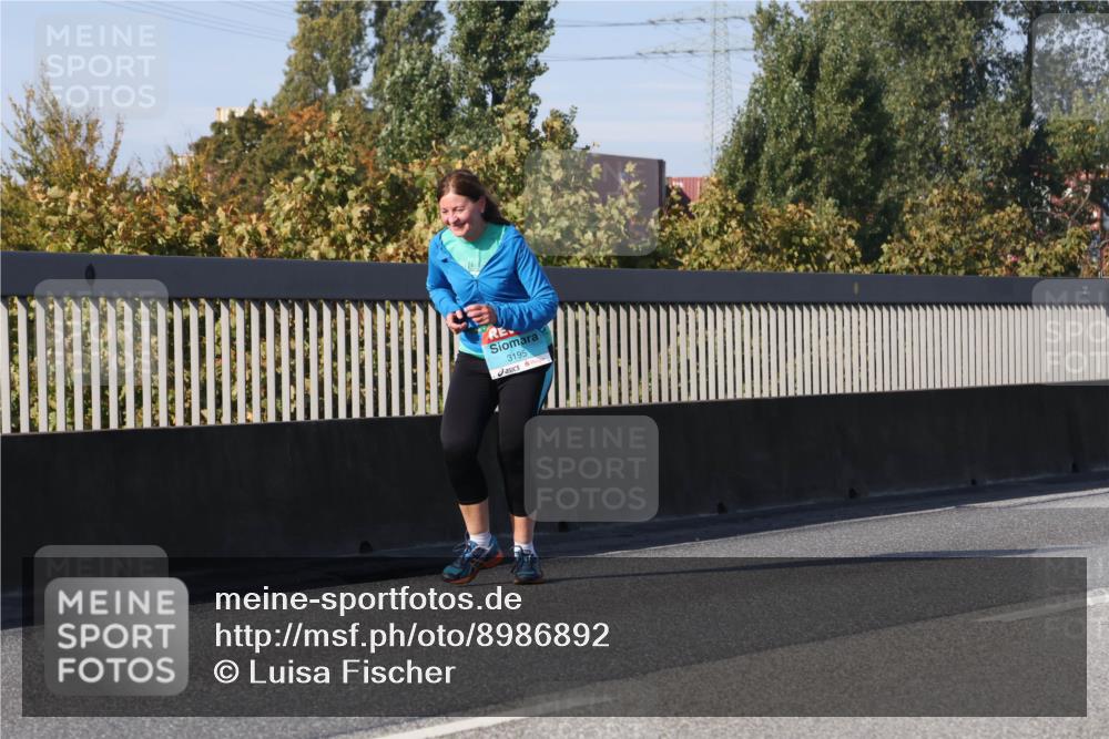 03.10.2025 - Köhlbrandbrückenlauf Luisa Fischer http://msf.ph/oto/8986892 03.10.2025 11:21:50 Position 3 3195 meine-sportfotos.de