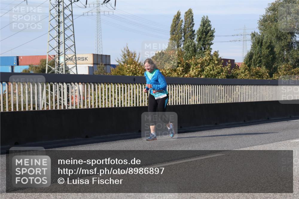 03.10.2025 - Köhlbrandbrückenlauf Luisa Fischer http://msf.ph/oto/8986897 03.10.2025 11:21:51 Position 3 3195 meine-sportfotos.de