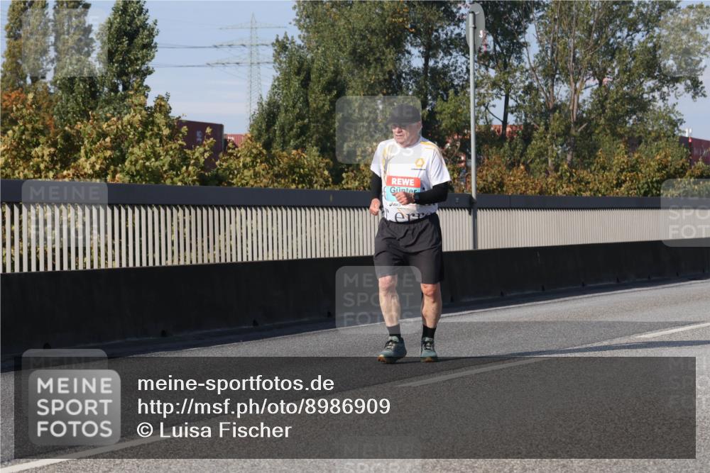 03.10.2025 - Köhlbrandbrückenlauf Luisa Fischer http://msf.ph/oto/8986909 03.10.2025 11:21:54 Position 3  meine-sportfotos.de