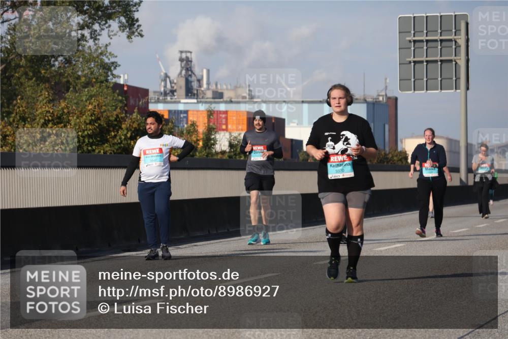 03.10.2025 - Köhlbrandbrückenlauf Luisa Fischer http://msf.ph/oto/8986927 03.10.2025 11:22:01 Position 3 3347, 3370 meine-sportfotos.de