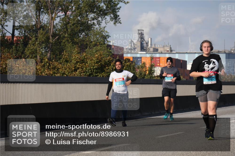 03.10.2025 - Köhlbrandbrückenlauf Luisa Fischer http://msf.ph/oto/8986931 03.10.2025 11:22:01 Position 3 3347, 2277, 3370 meine-sportfotos.de