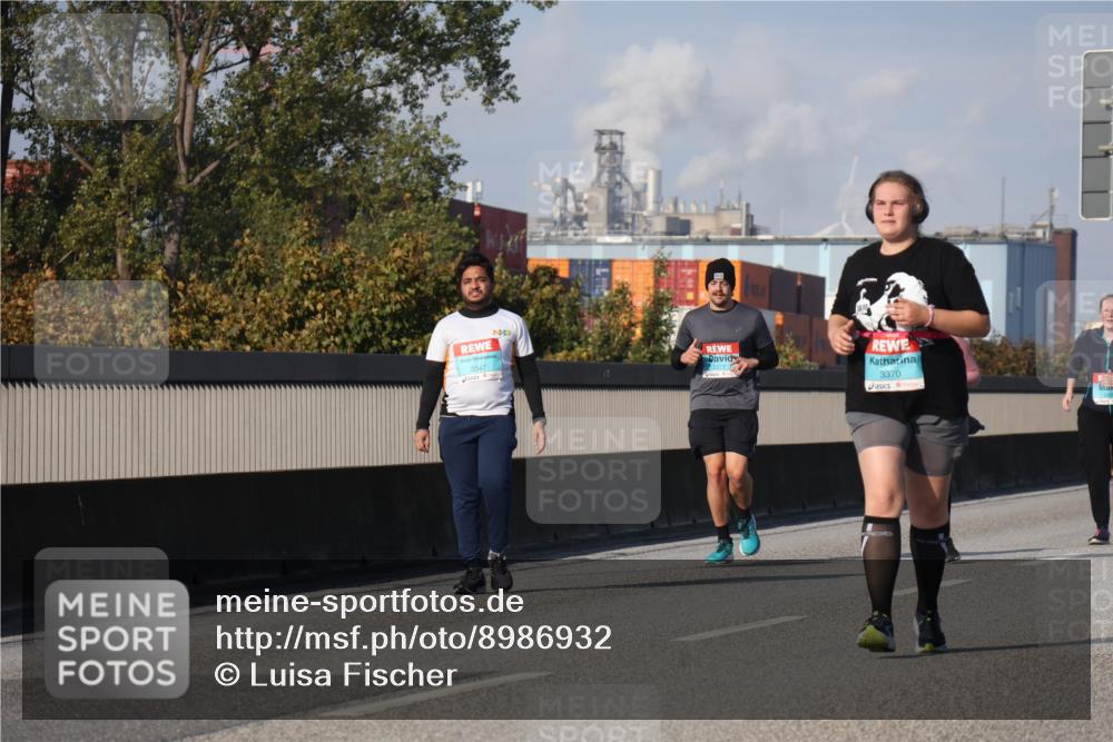 03.10.2025 - Köhlbrandbrückenlauf Luisa Fischer http://msf.ph/oto/8986932 03.10.2025 11:22:02 Position 3 3347, 2277, 3370 meine-sportfotos.de