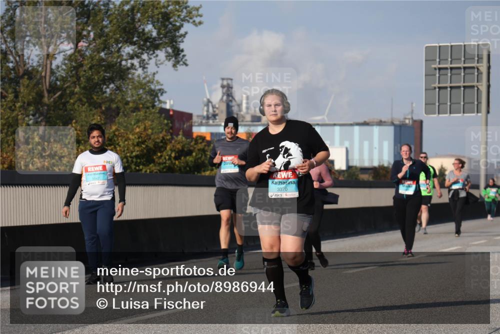 03.10.2025 - Köhlbrandbrückenlauf Luisa Fischer http://msf.ph/oto/8986944 03.10.2025 11:22:04 Position 3 3347, 2277, 3370 meine-sportfotos.de