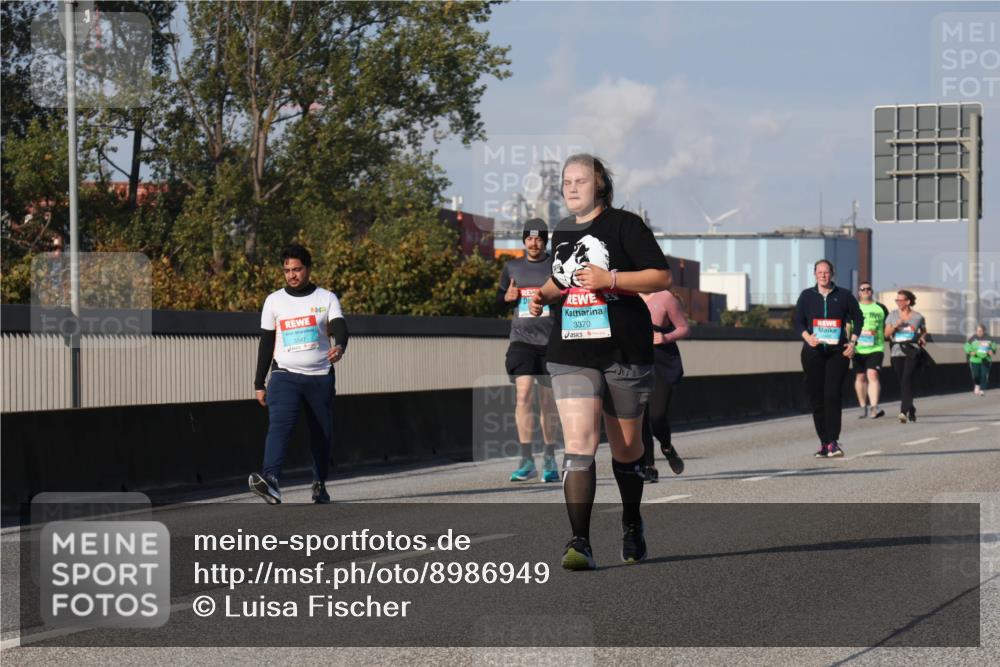 03.10.2025 - Köhlbrandbrückenlauf Luisa Fischer http://msf.ph/oto/8986949 03.10.2025 11:22:04 Position 3 3347, 3370 meine-sportfotos.de