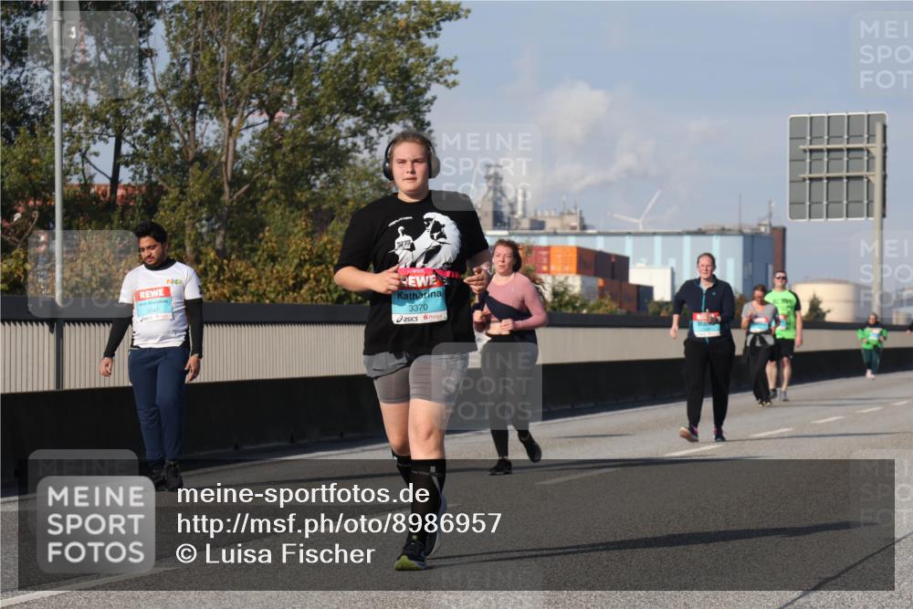 03.10.2025 - Köhlbrandbrückenlauf Luisa Fischer http://msf.ph/oto/8986957 03.10.2025 11:22:06 Position 3 3347, 3370 meine-sportfotos.de