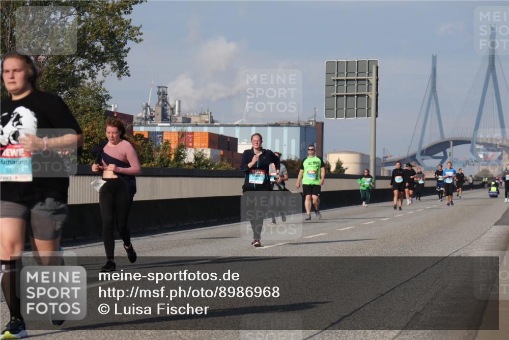 03.10.2025 - Köhlbrandbrückenlauf Luisa Fischer http://msf.ph/oto/8986968 03.10.2025 11:22:07 Position 3 3370 meine-sportfotos.de