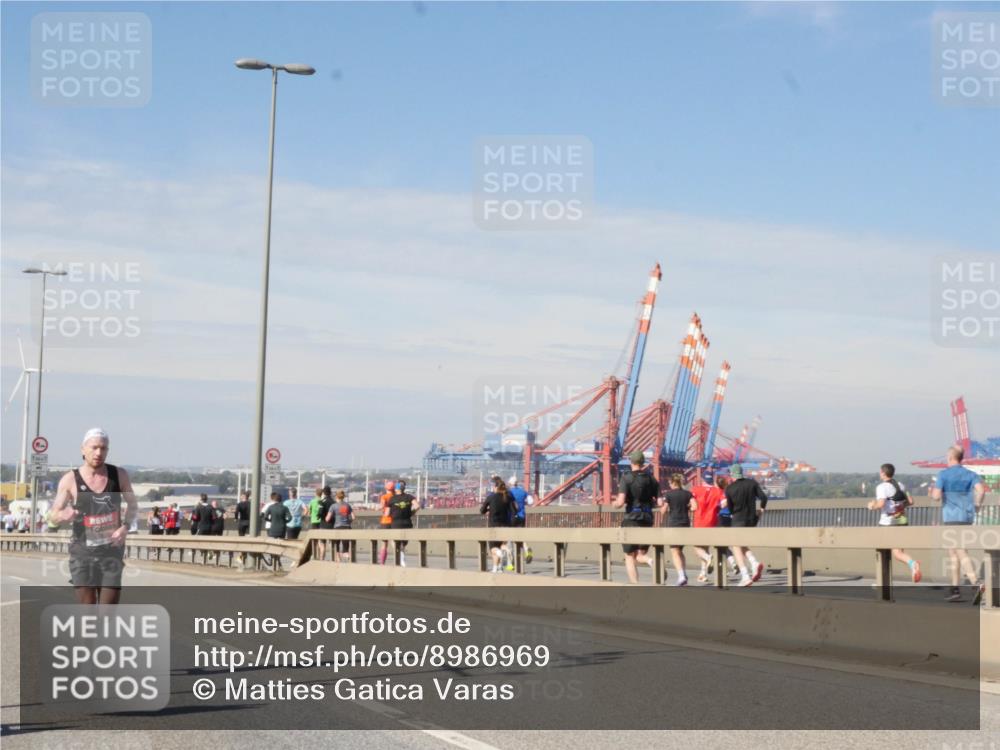 03.10.2025 - Köhlbrandbrückenlauf Matties Gatica Varas http://msf.ph/oto/8986969 03.10.2025 12:27:44 Position 2 1 meine-sportfotos.de