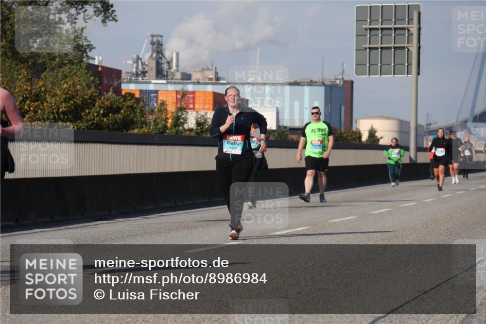 03.10.2025 - Köhlbrandbrückenlauf Luisa Fischer http://msf.ph/oto/8986984 03.10.2025 11:22:09 Position 3 2428 meine-sportfotos.de