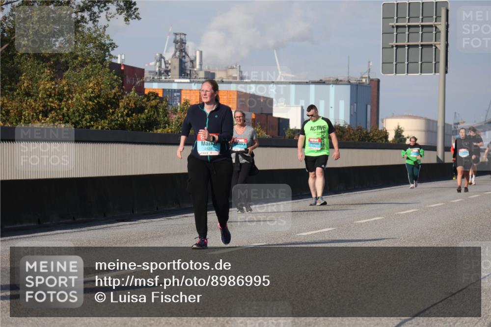 03.10.2025 - Köhlbrandbrückenlauf Luisa Fischer http://msf.ph/oto/8986995 03.10.2025 11:22:10 Position 3 2428 meine-sportfotos.de