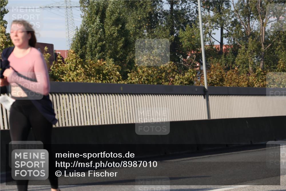 03.10.2025 - Köhlbrandbrückenlauf Luisa Fischer http://msf.ph/oto/8987010 03.10.2025 11:22:12 Position 3  meine-sportfotos.de