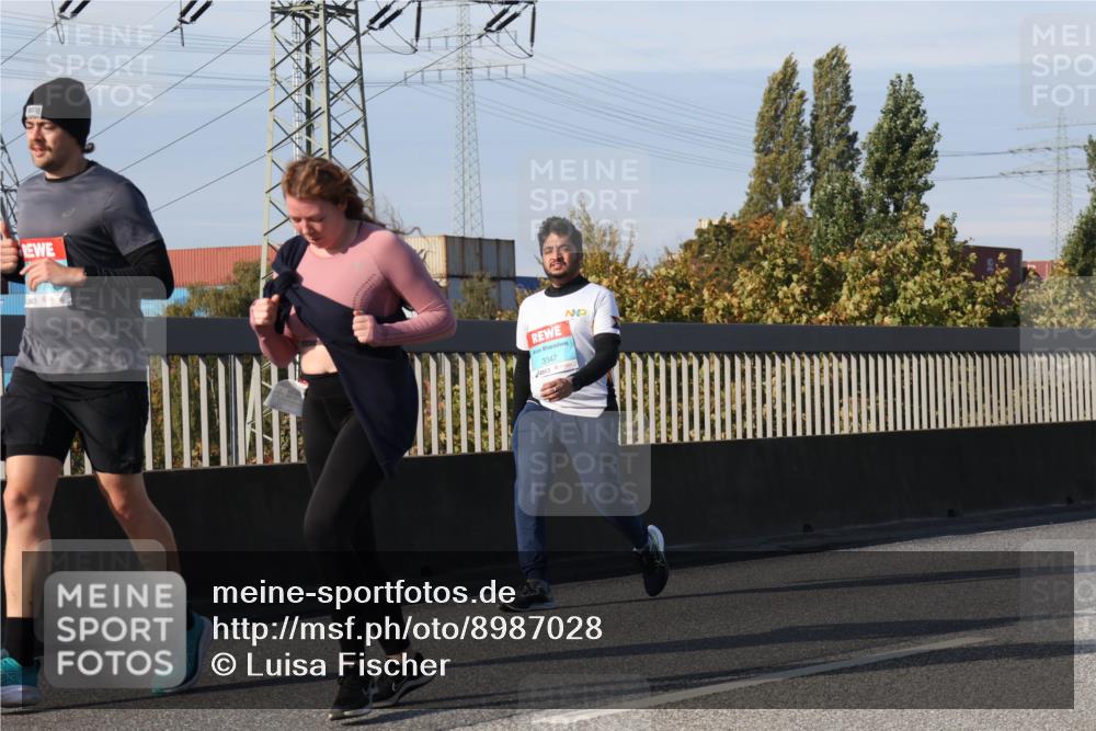 03.10.2025 - Köhlbrandbrückenlauf Luisa Fischer http://msf.ph/oto/8987028 03.10.2025 11:22:13 Position 3 3347 meine-sportfotos.de