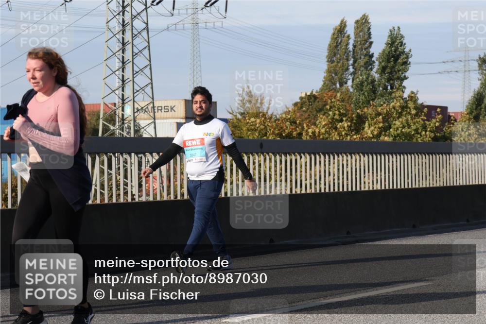 03.10.2025 - Köhlbrandbrückenlauf Luisa Fischer http://msf.ph/oto/8987030 03.10.2025 11:22:14 Position 3 3347 meine-sportfotos.de