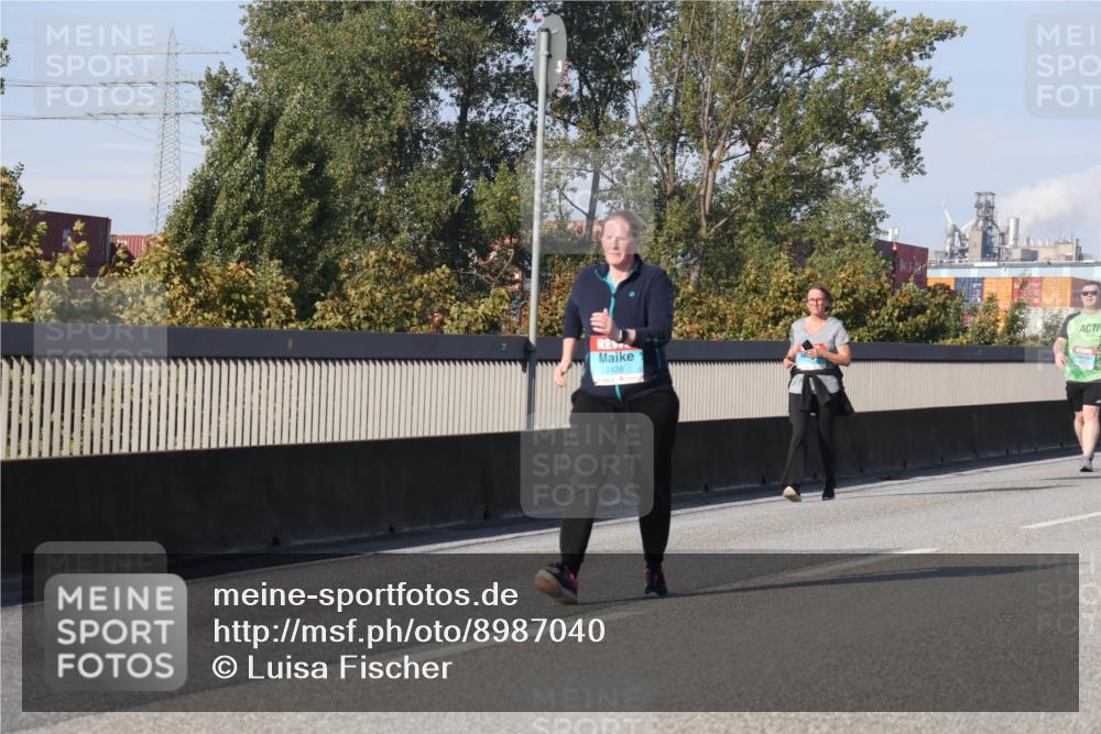 03.10.2025 - Köhlbrandbrückenlauf Luisa Fischer http://msf.ph/oto/8987040 03.10.2025 11:22:15 Position 3 2428 meine-sportfotos.de