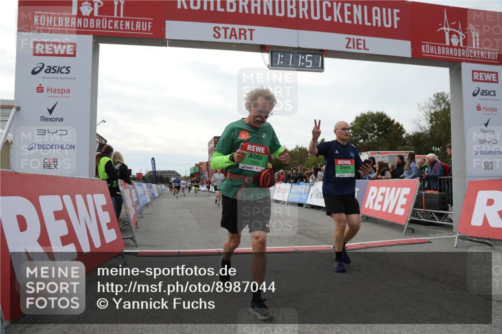 03.10.2025 - Köhlbrandbrückenlauf Yannick Fuchs http://msf.ph/oto/8987044 03.10.2025 16:11:50 Ziel 7469, 7533, 7566, 7613, 7658, 7961, 8005, 8096, 8954, 9244 meine-sportfotos.de