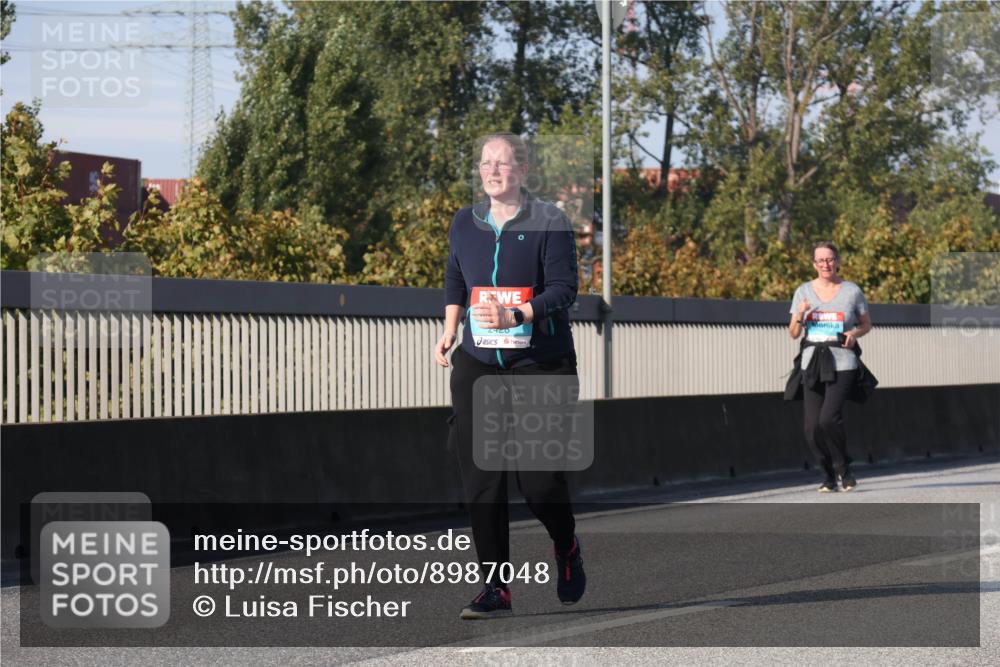 03.10.2025 - Köhlbrandbrückenlauf Luisa Fischer http://msf.ph/oto/8987048 03.10.2025 11:22:16 Position 3 2420 meine-sportfotos.de