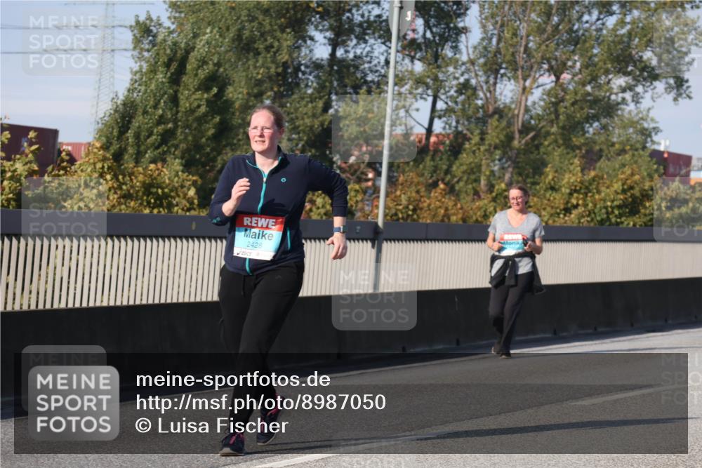 03.10.2025 - Köhlbrandbrückenlauf Luisa Fischer http://msf.ph/oto/8987050 03.10.2025 11:22:16 Position 3 2428 meine-sportfotos.de