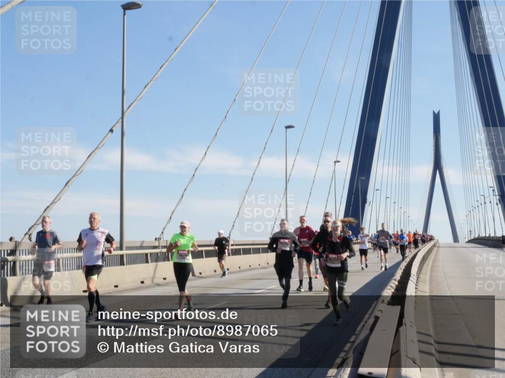 03.10.2025 - Köhlbrandbrückenlauf Matties Gatica Varas http://msf.ph/oto/8987065 03.10.2025 12:28:06 Position 2  meine-sportfotos.de