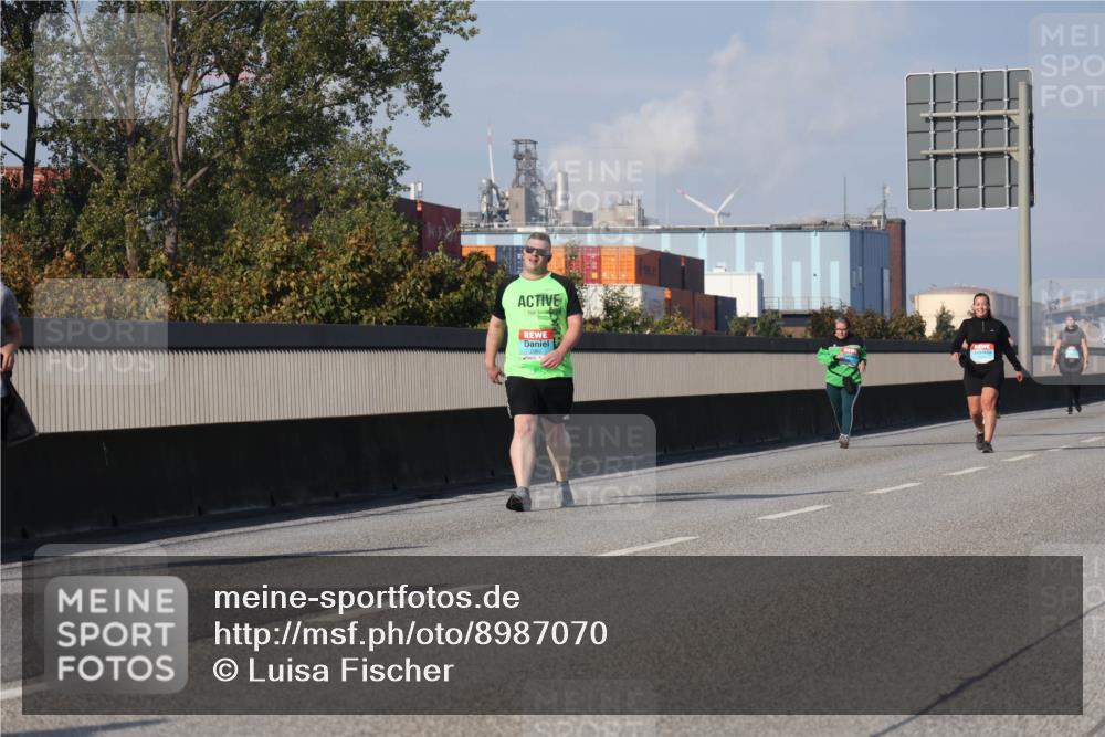 03.10.2025 - Köhlbrandbrückenlauf Luisa Fischer http://msf.ph/oto/8987070 03.10.2025 11:22:18 Position 3  meine-sportfotos.de