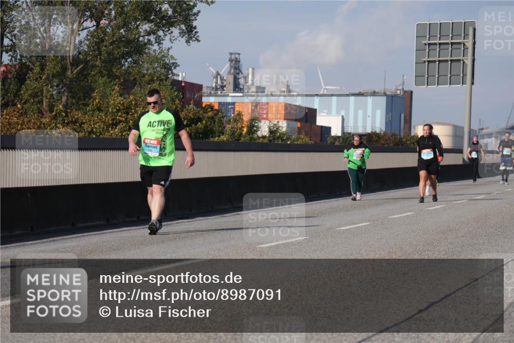 03.10.2025 - Köhlbrandbrückenlauf Luisa Fischer http://msf.ph/oto/8987091 03.10.2025 11:22:20 Position 3  meine-sportfotos.de