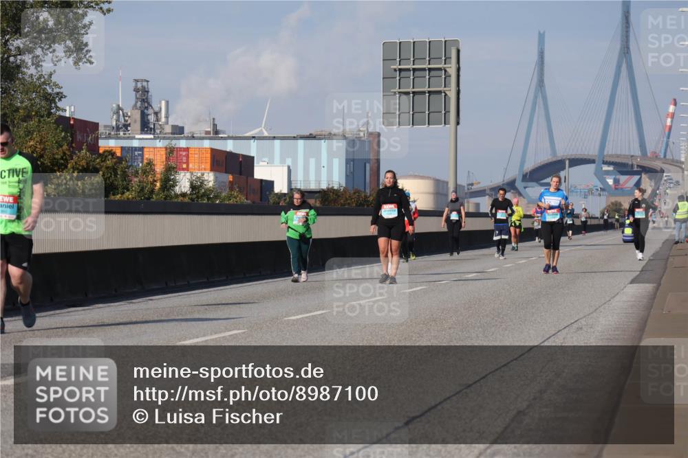 03.10.2025 - Köhlbrandbrückenlauf Luisa Fischer http://msf.ph/oto/8987100 03.10.2025 11:22:21 Position 3  meine-sportfotos.de