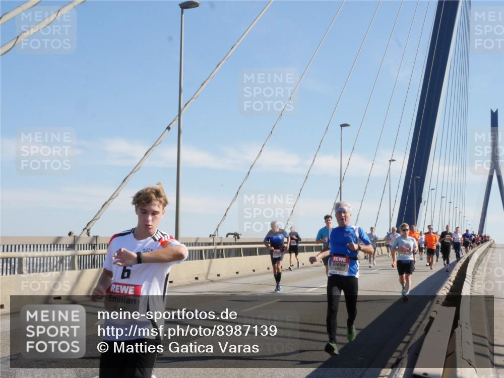 03.10.2025 - Köhlbrandbrückenlauf Matties Gatica Varas http://msf.ph/oto/8987139 03.10.2025 12:28:17 Position 2 6, 4580 meine-sportfotos.de