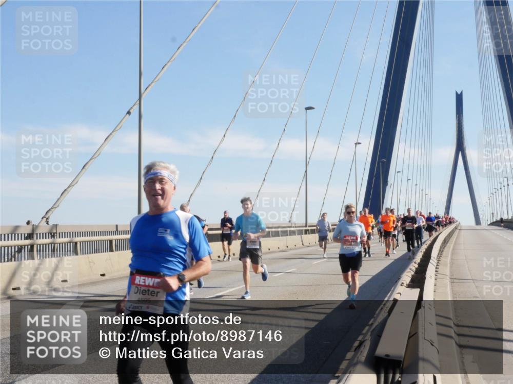 03.10.2025 - Köhlbrandbrückenlauf Matties Gatica Varas http://msf.ph/oto/8987146 03.10.2025 12:28:18 Position 2 4595 meine-sportfotos.de