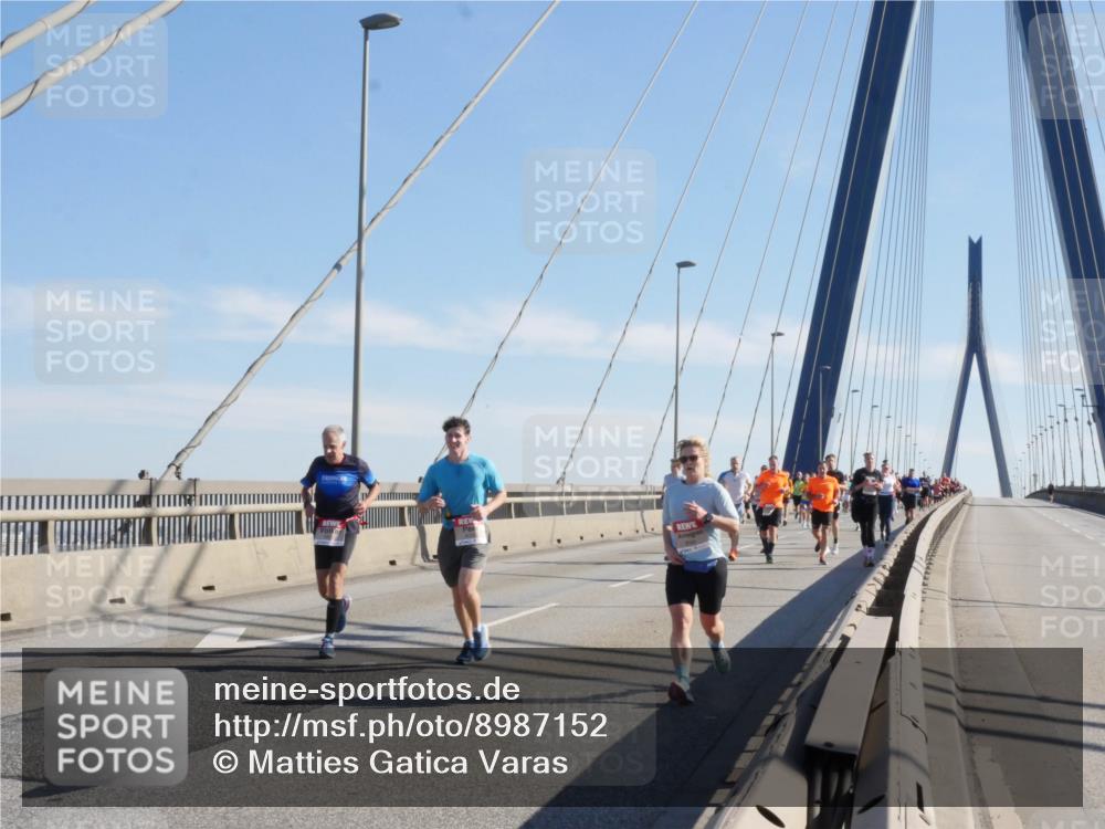 03.10.2025 - Köhlbrandbrückenlauf Matties Gatica Varas http://msf.ph/oto/8987152 03.10.2025 12:28:19 Position 2  meine-sportfotos.de