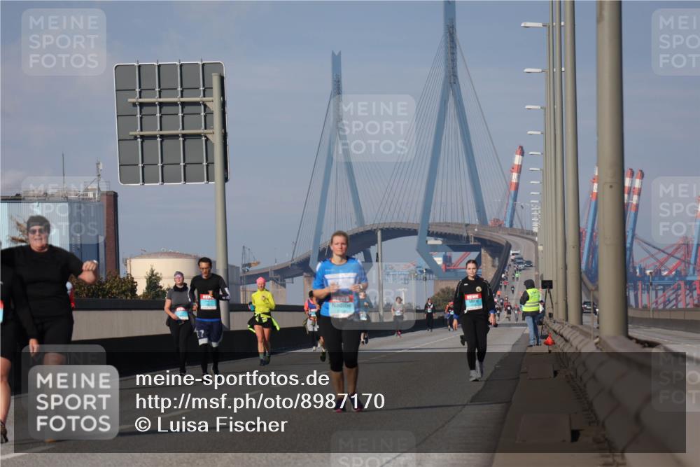 03.10.2025 - Köhlbrandbrückenlauf Luisa Fischer http://msf.ph/oto/8987170 03.10.2025 11:22:28 Position 3  meine-sportfotos.de