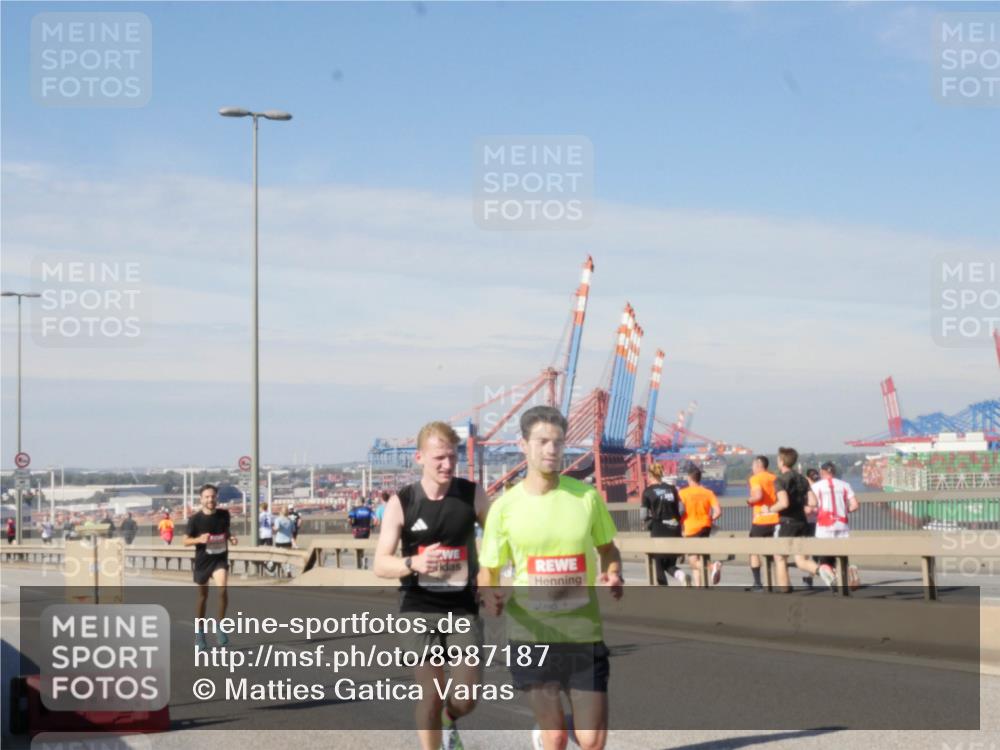03.10.2025 - Köhlbrandbrückenlauf Matties Gatica Varas http://msf.ph/oto/8987187 03.10.2025 12:28:33 Position 2  meine-sportfotos.de