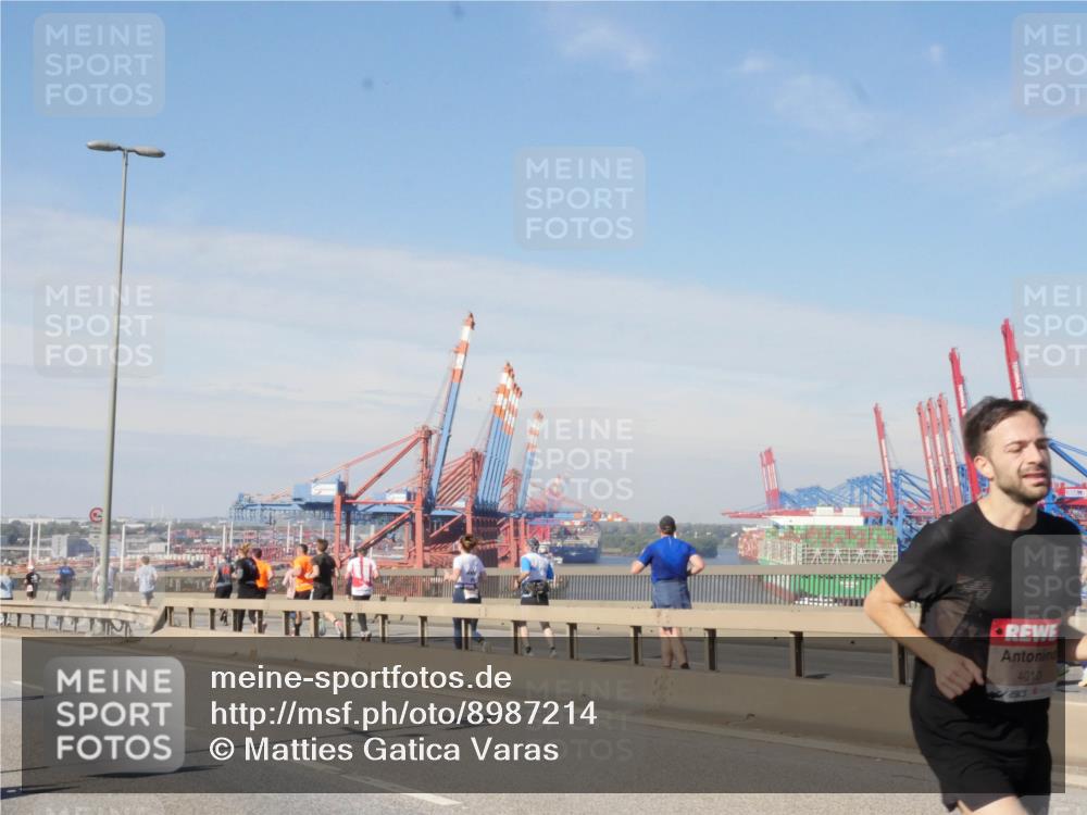 03.10.2025 - Köhlbrandbrückenlauf Matties Gatica Varas http://msf.ph/oto/8987214 03.10.2025 12:28:37 Position 2 4010 meine-sportfotos.de