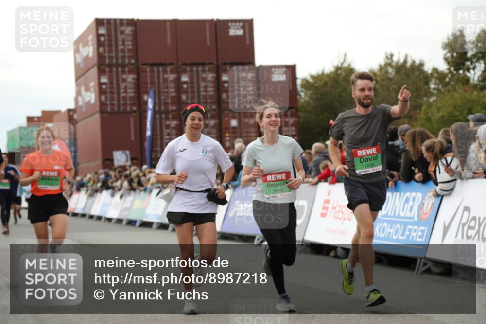 03.10.2025 - Köhlbrandbrückenlauf Yannick Fuchs http://msf.ph/oto/8987218 03.10.2025 16:11:58 Ziel 7122, 7463, 7566, 7613, 7757, 7961, 8005, 8096, 8110, 8259, 8569, 8954, 9159, 9244, 9399 meine-sportfotos.de