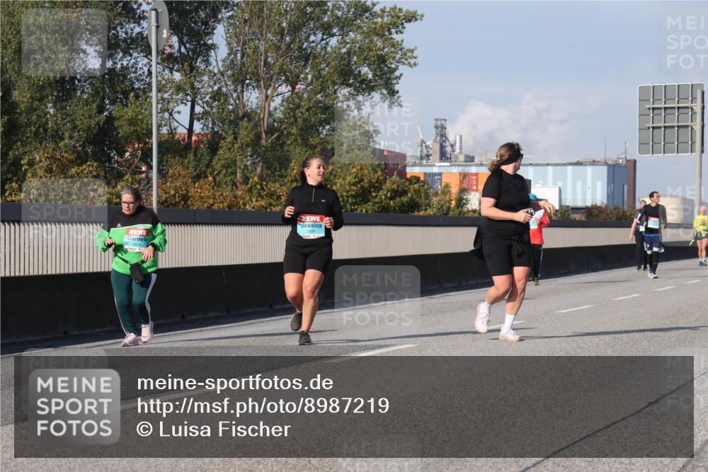03.10.2025 - Köhlbrandbrückenlauf Luisa Fischer http://msf.ph/oto/8987219 03.10.2025 11:22:34 Position 3  meine-sportfotos.de