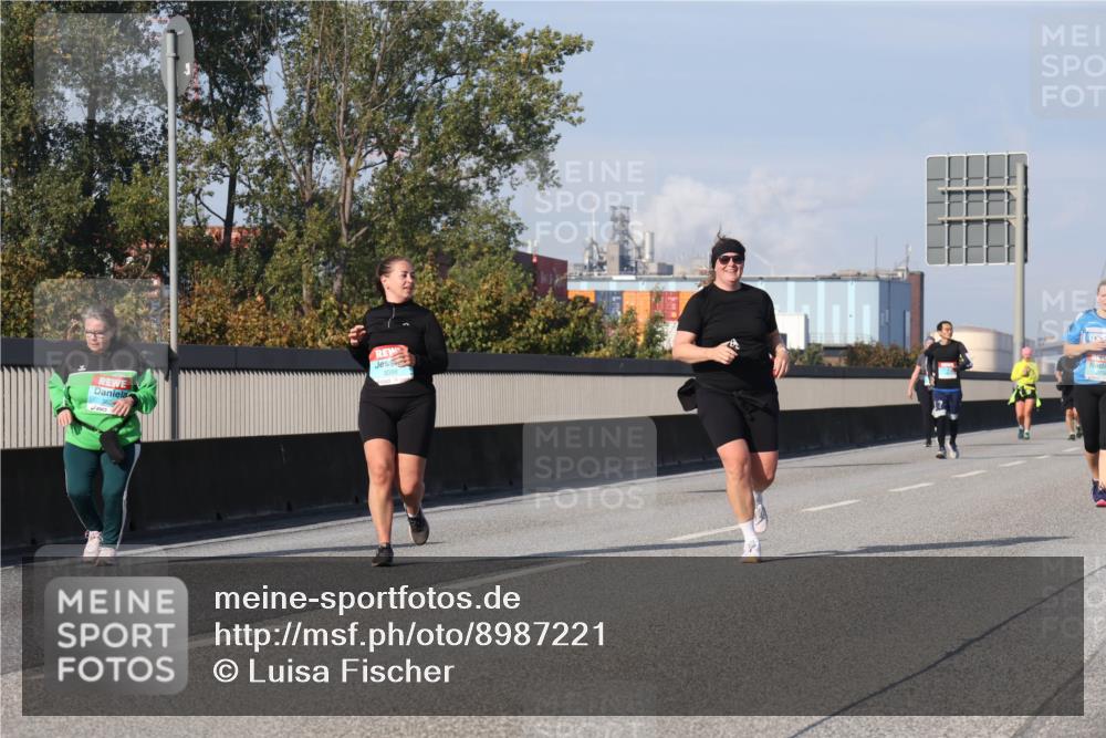 03.10.2025 - Köhlbrandbrückenlauf Luisa Fischer http://msf.ph/oto/8987221 03.10.2025 11:22:34 Position 3  meine-sportfotos.de