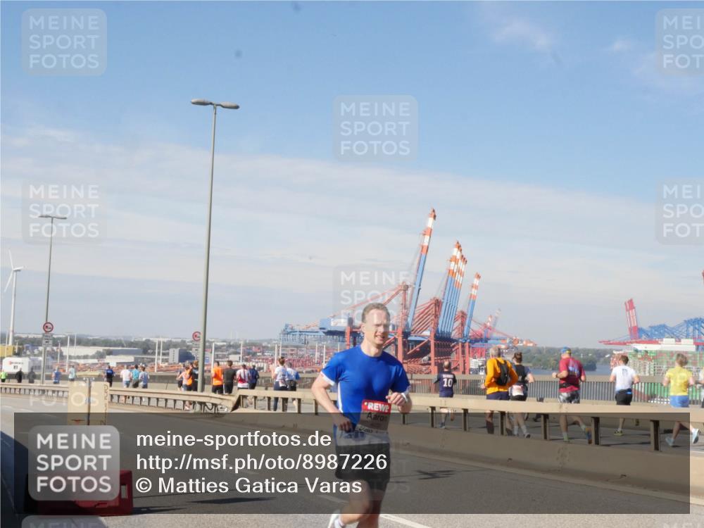 03.10.2025 - Köhlbrandbrückenlauf Matties Gatica Varas http://msf.ph/oto/8987226 03.10.2025 12:28:40 Position 2 4033, 10 meine-sportfotos.de