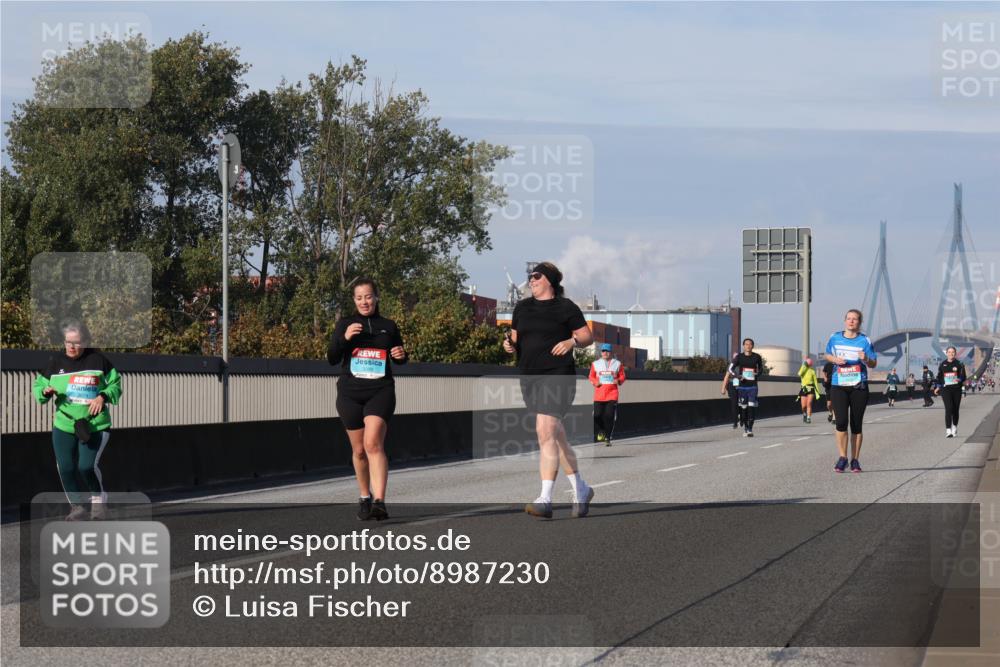 03.10.2025 - Köhlbrandbrückenlauf Luisa Fischer http://msf.ph/oto/8987230 03.10.2025 11:22:35 Position 3  meine-sportfotos.de
