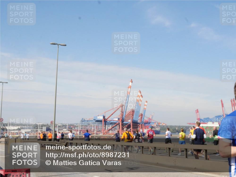 03.10.2025 - Köhlbrandbrückenlauf Matties Gatica Varas http://msf.ph/oto/8987231 03.10.2025 12:28:41 Position 2  meine-sportfotos.de