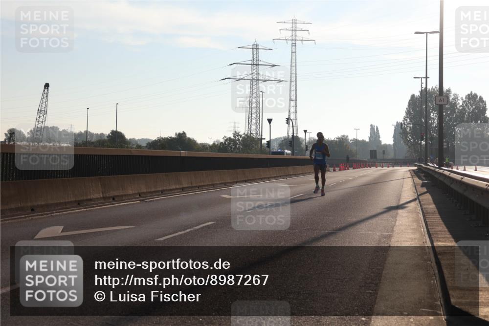 03.10.2025 - Köhlbrandbrückenlauf Luisa Fischer http://msf.ph/oto/8987267 03.10.2025 10:09:06 Position 3 1 meine-sportfotos.de