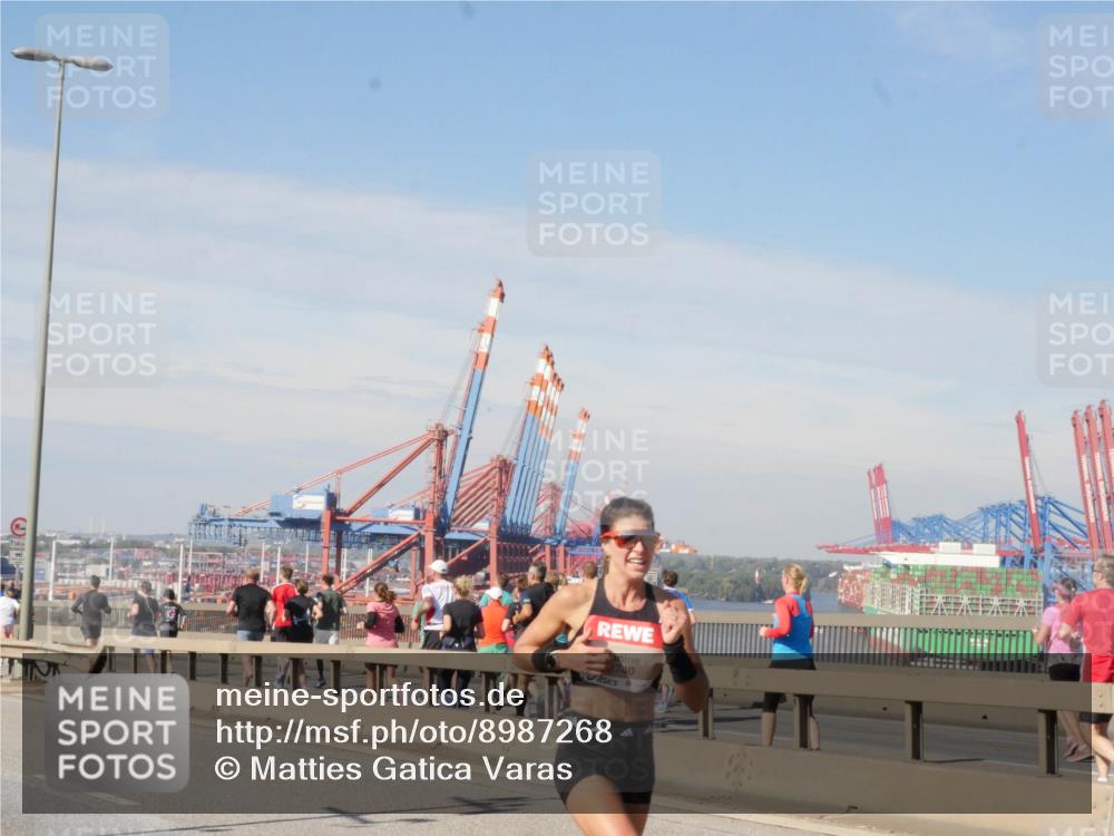 03.10.2025 - Köhlbrandbrückenlauf Matties Gatica Varas http://msf.ph/oto/8987268 03.10.2025 12:28:54 Position 2 3740 meine-sportfotos.de